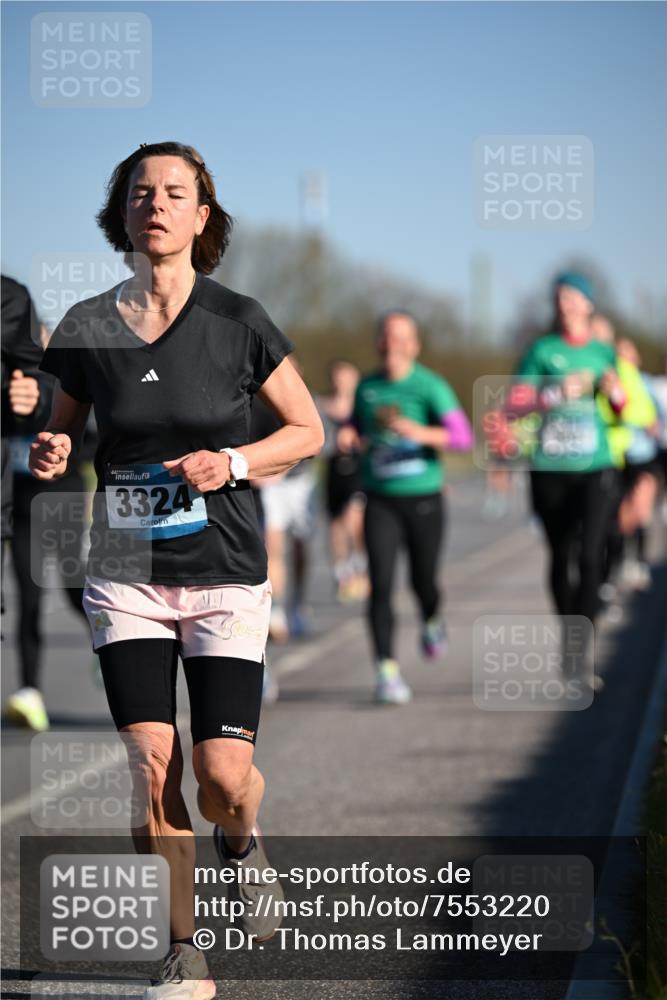 06.04.2025 - 44. Internationalen Wilhelmsburger Insellauf Dr. Thomas Lammeyer http://msf.ph/oto/7553220 06.04.2025 09:27:30 Laufen 3324 meine-sportfotos.de