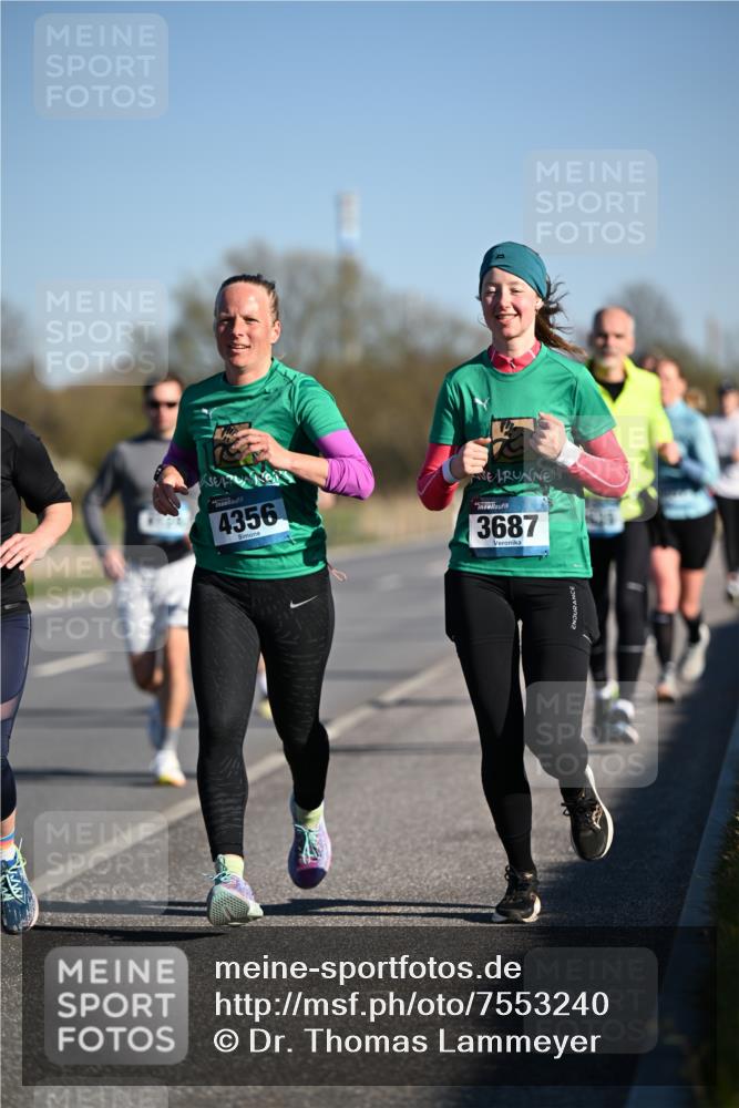 06.04.2025 - 44. Internationalen Wilhelmsburger Insellauf Dr. Thomas Lammeyer http://msf.ph/oto/7553240 06.04.2025 09:27:31 Laufen 4356, 3687 meine-sportfotos.de