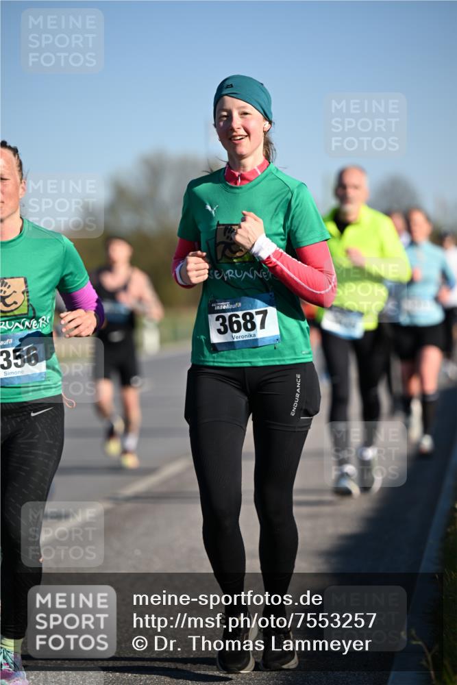 06.04.2025 - 44. Internationalen Wilhelmsburger Insellauf Dr. Thomas Lammeyer http://msf.ph/oto/7553257 06.04.2025 09:27:32 Laufen 356, 3687, 8 meine-sportfotos.de