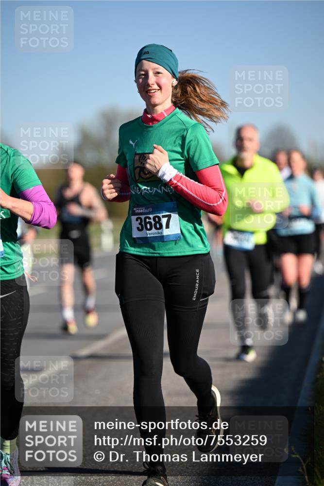 06.04.2025 - 44. Internationalen Wilhelmsburger Insellauf Dr. Thomas Lammeyer http://msf.ph/oto/7553259 06.04.2025 09:27:33 Laufen 3687 meine-sportfotos.de