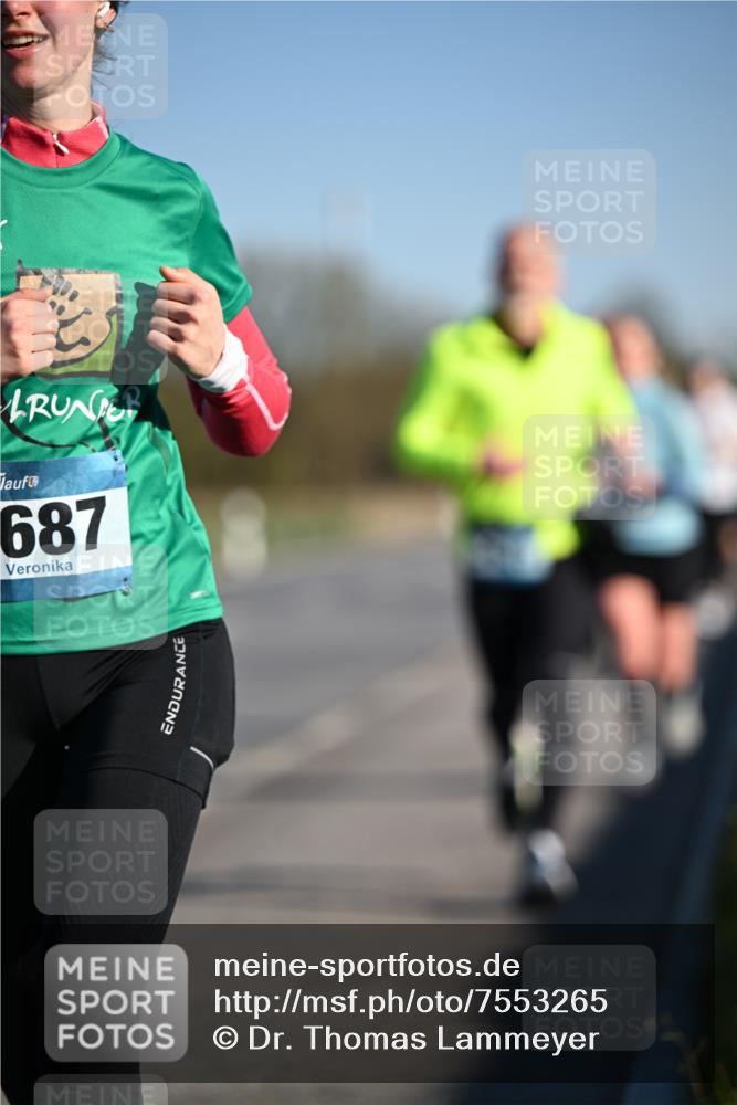 06.04.2025 - 44. Internationalen Wilhelmsburger Insellauf Dr. Thomas Lammeyer http://msf.ph/oto/7553265 06.04.2025 09:27:34 Laufen 687 meine-sportfotos.de