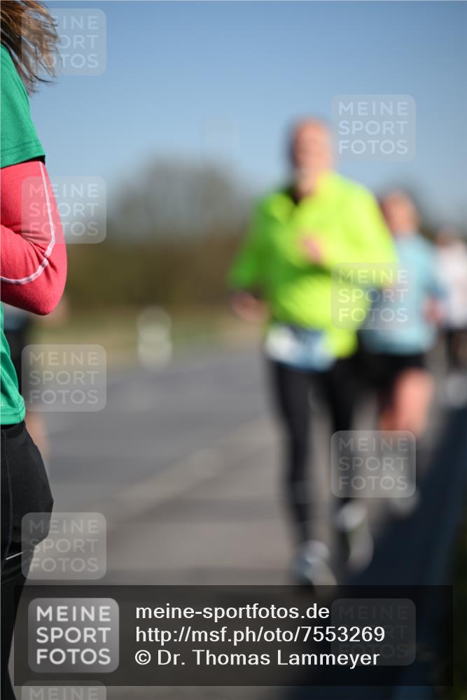 06.04.2025 - 44. Internationalen Wilhelmsburger Insellauf Dr. Thomas Lammeyer http://msf.ph/oto/7553269 06.04.2025 09:27:34 Laufen  meine-sportfotos.de
