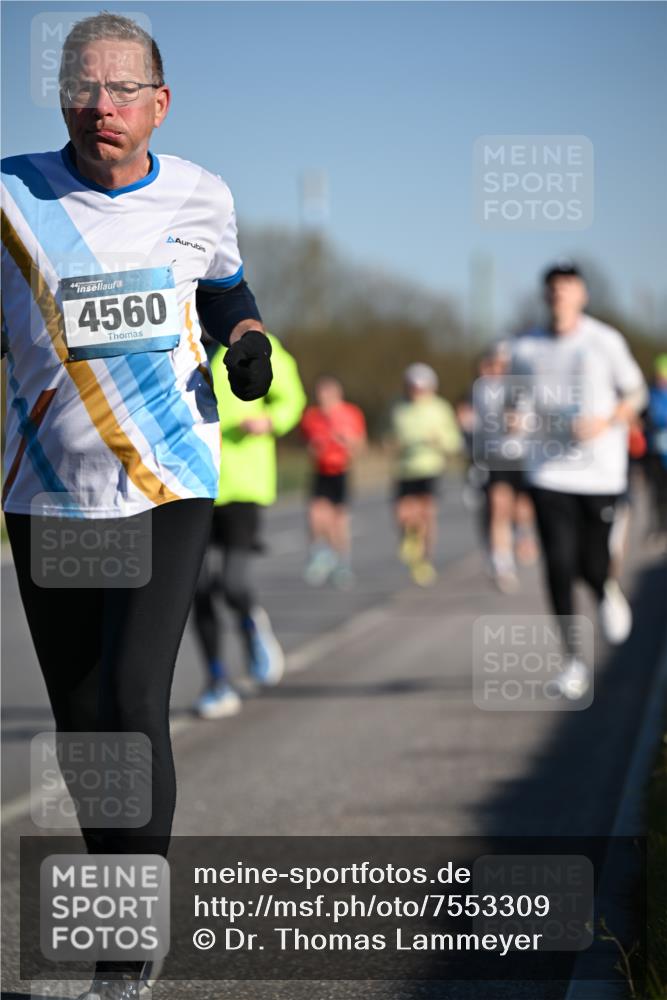 06.04.2025 - 44. Internationalen Wilhelmsburger Insellauf Dr. Thomas Lammeyer http://msf.ph/oto/7553309 06.04.2025 09:27:38 Laufen 44, 4560 meine-sportfotos.de