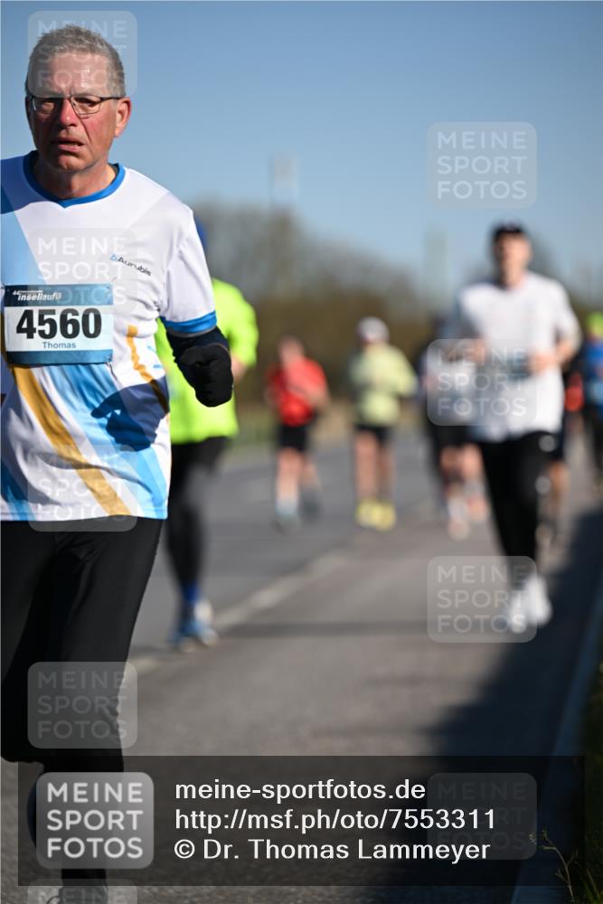 06.04.2025 - 44. Internationalen Wilhelmsburger Insellauf Dr. Thomas Lammeyer http://msf.ph/oto/7553311 06.04.2025 09:27:38 Laufen 4560 meine-sportfotos.de