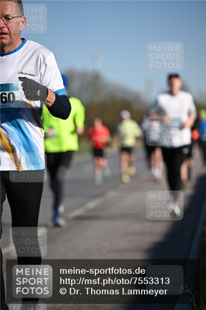 06.04.2025 - 44. Internationalen Wilhelmsburger Insellauf Dr. Thomas Lammeyer http://msf.ph/oto/7553313 06.04.2025 09:27:39 Laufen 60 meine-sportfotos.de