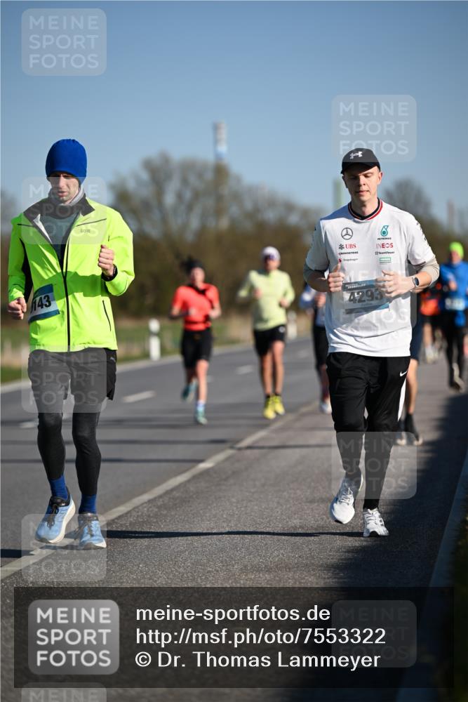 06.04.2025 - 44. Internationalen Wilhelmsburger Insellauf Dr. Thomas Lammeyer http://msf.ph/oto/7553322 06.04.2025 09:27:39 Laufen  meine-sportfotos.de