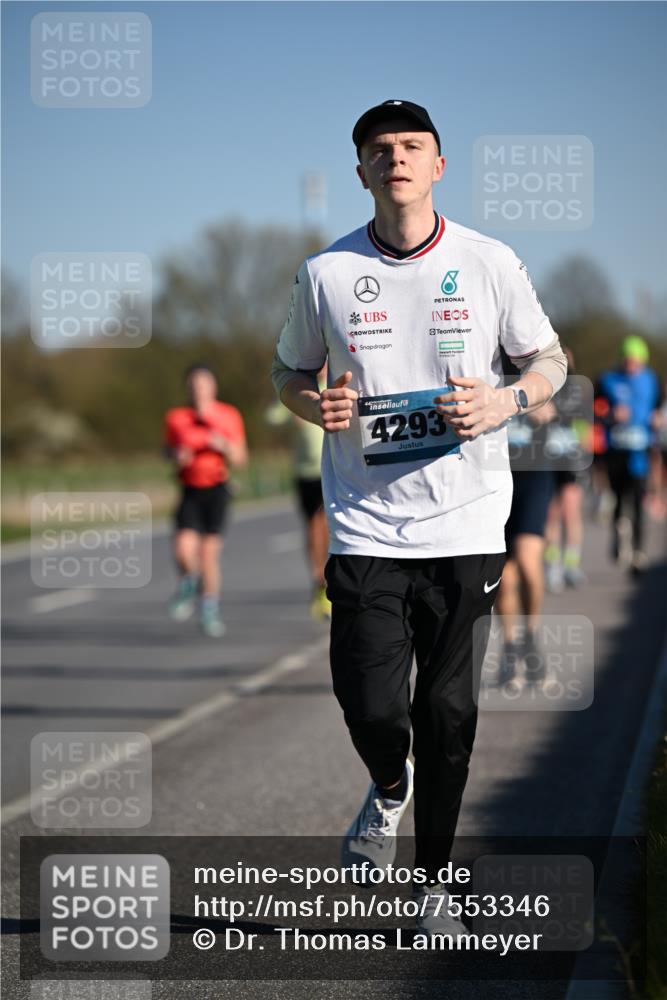 06.04.2025 - 44. Internationalen Wilhelmsburger Insellauf Dr. Thomas Lammeyer http://msf.ph/oto/7553346 06.04.2025 09:27:41 Laufen 4293 meine-sportfotos.de