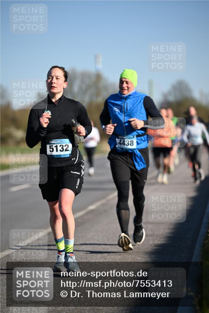 06.04.2025 - 44. Internationalen Wilhelmsburger Insellauf Dr. Thomas Lammeyer http://msf.ph/oto/7553413 06.04.2025 09:27:47 Laufen 5132, 83, 4438 meine-sportfotos.de