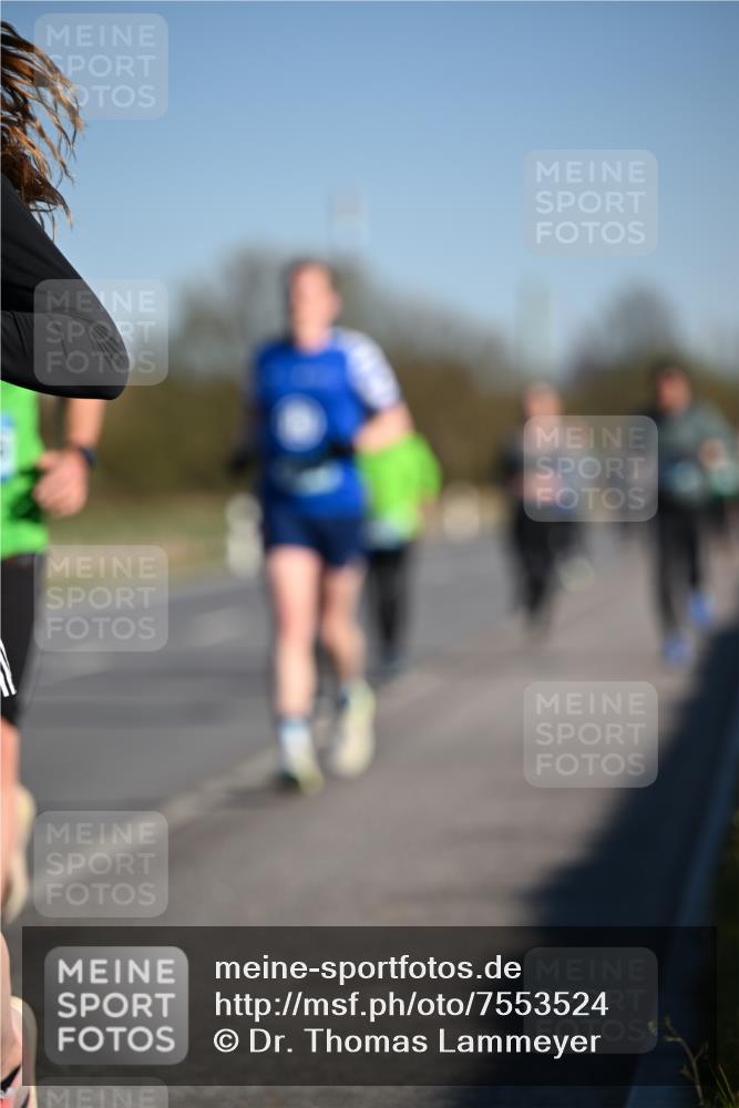 06.04.2025 - 44. Internationalen Wilhelmsburger Insellauf Dr. Thomas Lammeyer http://msf.ph/oto/7553524 06.04.2025 09:27:55 Laufen  meine-sportfotos.de