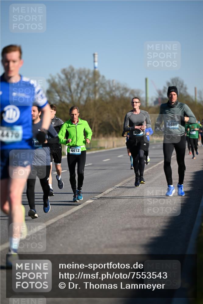 06.04.2025 - 44. Internationalen Wilhelmsburger Insellauf Dr. Thomas Lammeyer http://msf.ph/oto/7553543 06.04.2025 09:27:57 Laufen 4470, 4412, 406, 4481 meine-sportfotos.de