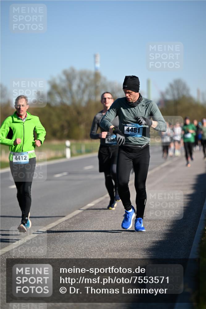 06.04.2025 - 44. Internationalen Wilhelmsburger Insellauf Dr. Thomas Lammeyer http://msf.ph/oto/7553571 06.04.2025 09:27:59 Laufen 4412, 4481 meine-sportfotos.de