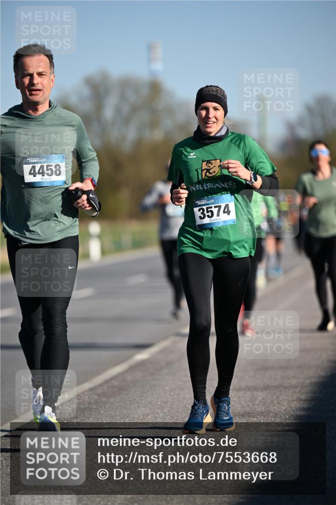 06.04.2025 - 44. Internationalen Wilhelmsburger Insellauf Dr. Thomas Lammeyer http://msf.ph/oto/7553668 06.04.2025 09:28:09 Laufen 4458, 3574 meine-sportfotos.de