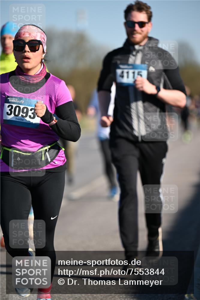 06.04.2025 - 44. Internationalen Wilhelmsburger Insellauf Dr. Thomas Lammeyer http://msf.ph/oto/7553844 06.04.2025 09:28:28 Laufen 3093, 4115 meine-sportfotos.de