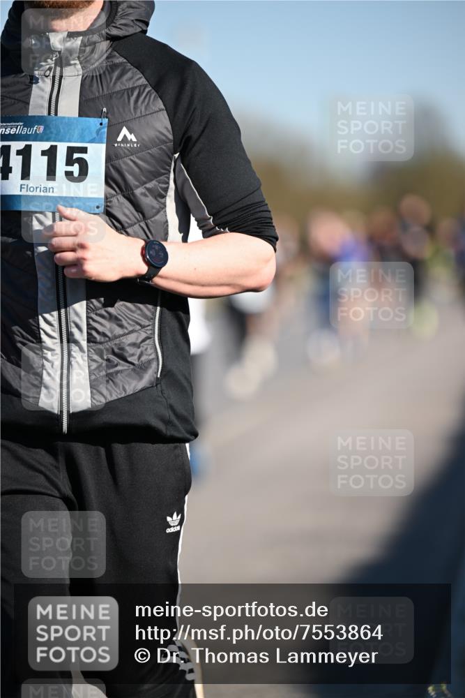 06.04.2025 - 44. Internationalen Wilhelmsburger Insellauf Dr. Thomas Lammeyer http://msf.ph/oto/7553864 06.04.2025 09:28:29 Laufen 4115 meine-sportfotos.de