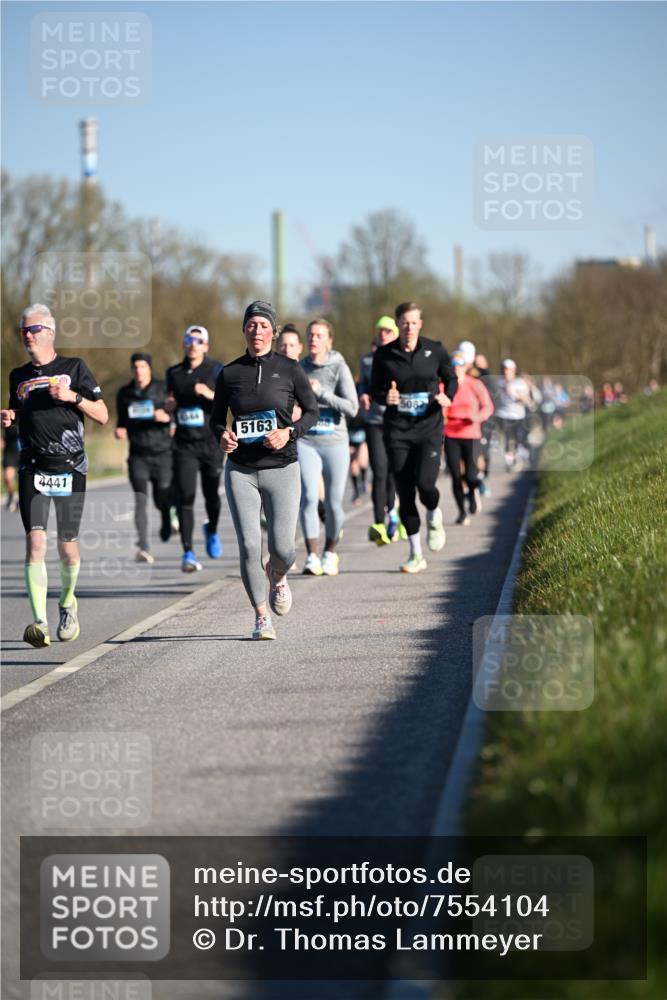 06.04.2025 - 44. Internationalen Wilhelmsburger Insellauf Dr. Thomas Lammeyer http://msf.ph/oto/7554104 06.04.2025 09:28:58 Laufen 4441, 5163 meine-sportfotos.de