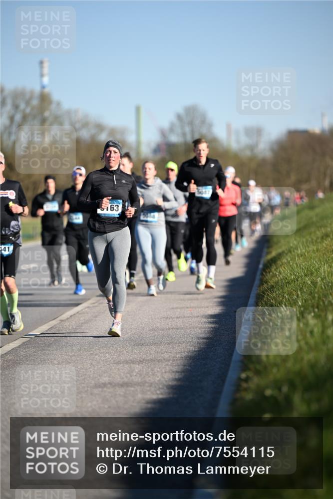 06.04.2025 - 44. Internationalen Wilhelmsburger Insellauf Dr. Thomas Lammeyer http://msf.ph/oto/7554115 06.04.2025 09:28:59 Laufen 63 meine-sportfotos.de