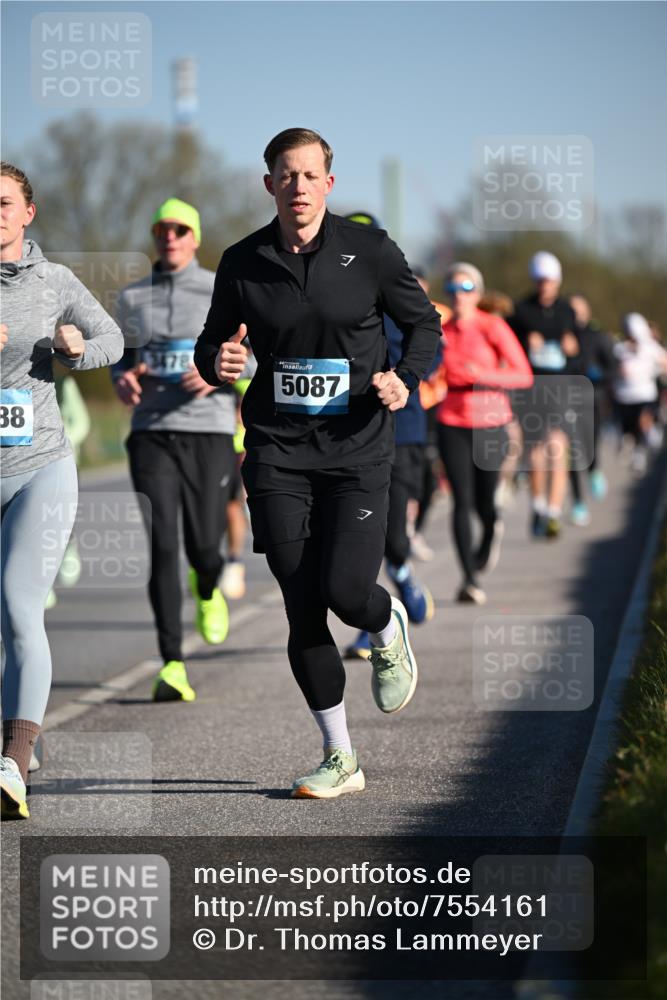 06.04.2025 - 44. Internationalen Wilhelmsburger Insellauf Dr. Thomas Lammeyer http://msf.ph/oto/7554161 06.04.2025 09:29:04 Laufen 38, 478, 5087 meine-sportfotos.de