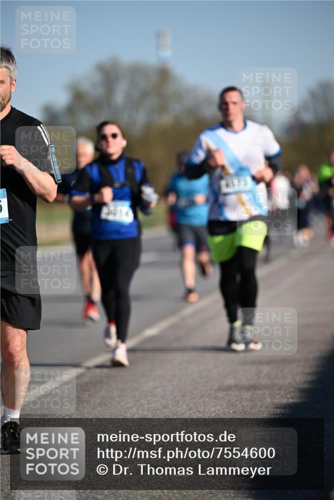 06.04.2025 - 44. Internationalen Wilhelmsburger Insellauf Dr. Thomas Lammeyer http://msf.ph/oto/7554600 06.04.2025 09:29:51 Laufen 2014 meine-sportfotos.de