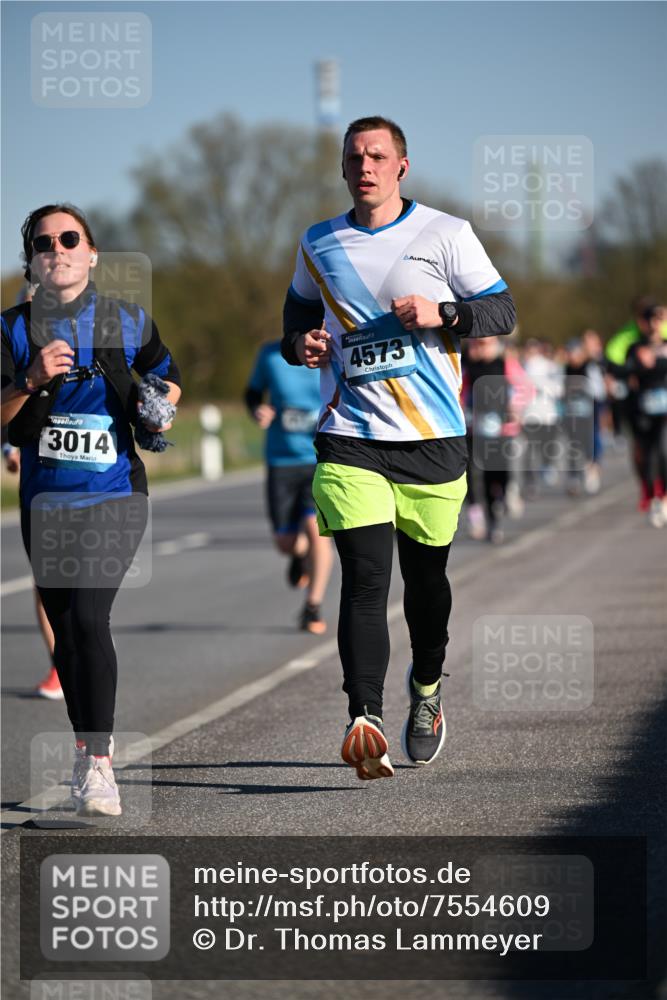 06.04.2025 - 44. Internationalen Wilhelmsburger Insellauf Dr. Thomas Lammeyer http://msf.ph/oto/7554609 06.04.2025 09:29:52 Laufen 3014, 4573 meine-sportfotos.de