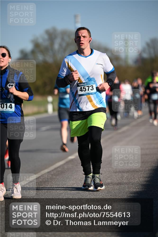 06.04.2025 - 44. Internationalen Wilhelmsburger Insellauf Dr. Thomas Lammeyer http://msf.ph/oto/7554613 06.04.2025 09:29:52 Laufen 014, 4573 meine-sportfotos.de