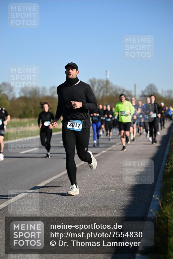 06.04.2025 - 44. Internationalen Wilhelmsburger Insellauf Dr. Thomas Lammeyer http://msf.ph/oto/7554830 06.04.2025 09:30:13 Laufen 3017 meine-sportfotos.de