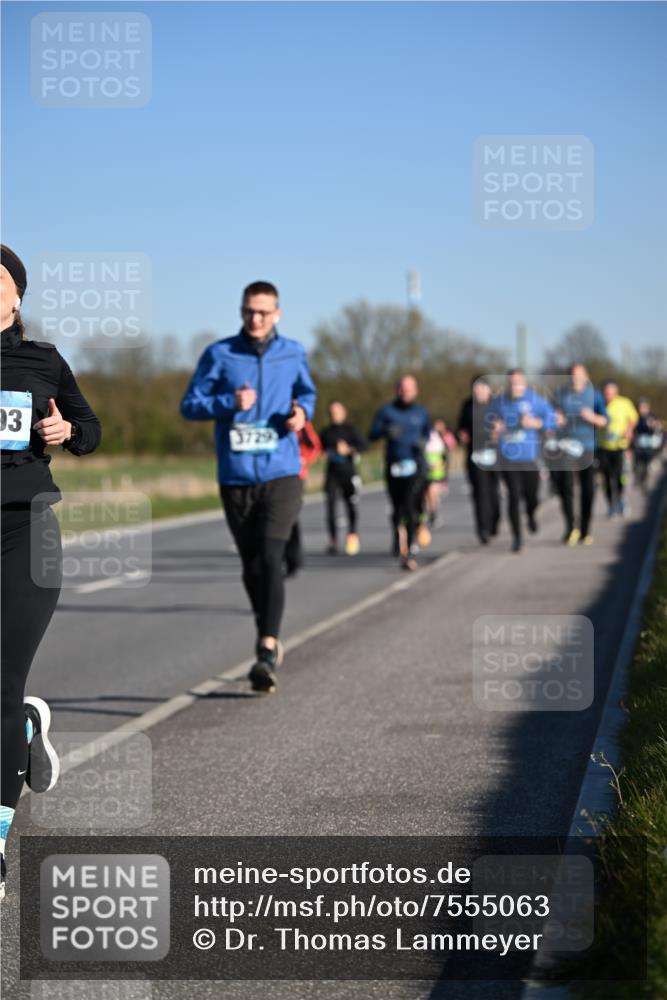 06.04.2025 - 44. Internationalen Wilhelmsburger Insellauf Dr. Thomas Lammeyer http://msf.ph/oto/7555063 06.04.2025 09:30:32 Laufen 93, 3729 meine-sportfotos.de