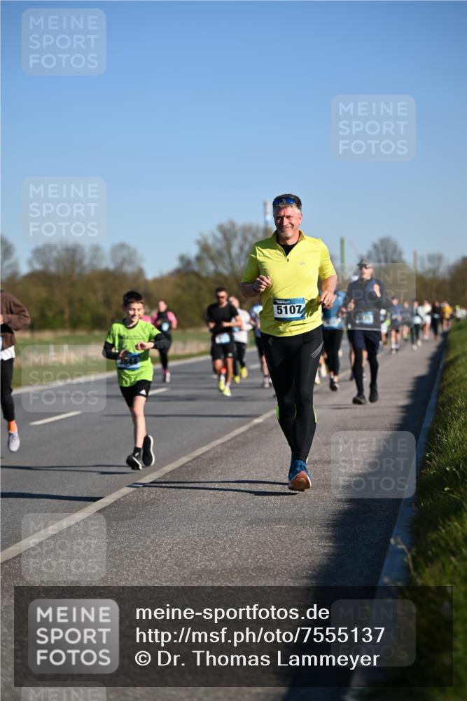 06.04.2025 - 44. Internationalen Wilhelmsburger Insellauf Dr. Thomas Lammeyer http://msf.ph/oto/7555137 06.04.2025 09:30:40 Laufen 5107 meine-sportfotos.de