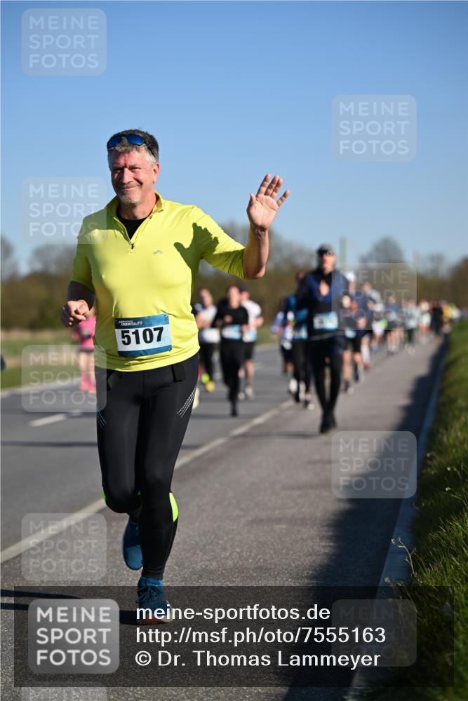 06.04.2025 - 44. Internationalen Wilhelmsburger Insellauf Dr. Thomas Lammeyer http://msf.ph/oto/7555163 06.04.2025 09:30:42 Laufen 5107 meine-sportfotos.de