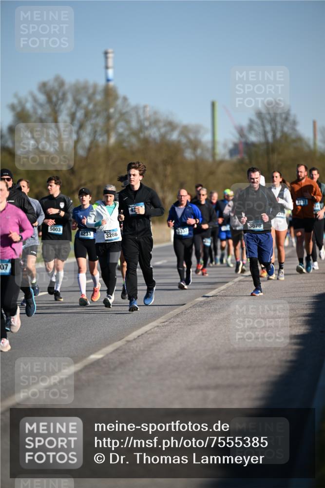 06.04.2025 - 44. Internationalen Wilhelmsburger Insellauf Dr. Thomas Lammeyer http://msf.ph/oto/7555385 06.04.2025 09:31:06 Laufen 07, 5003, 4231, 3268, 3337, 3678 meine-sportfotos.de