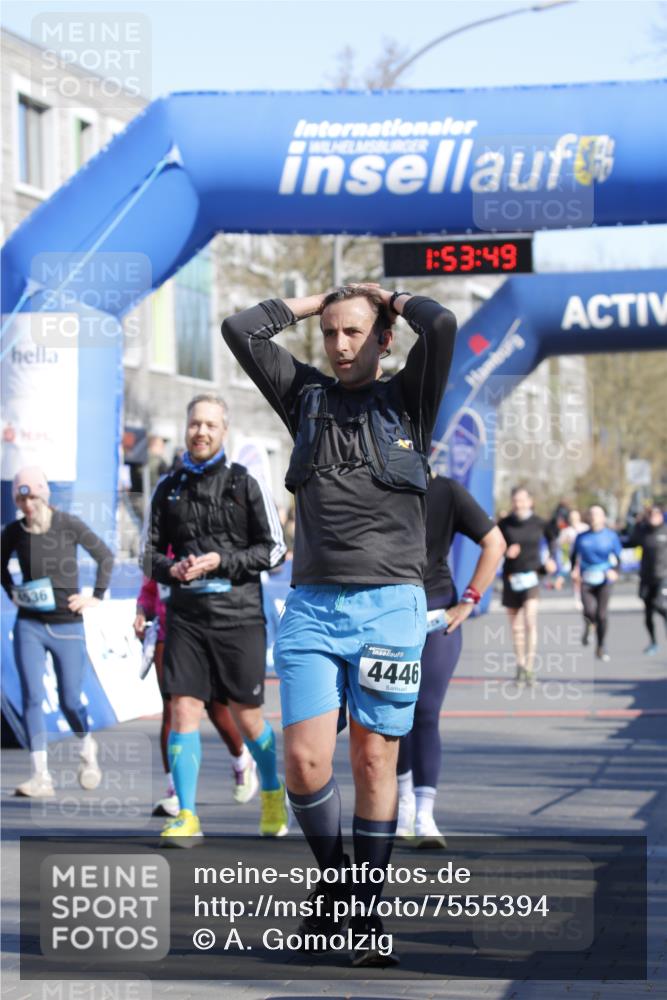 06.04.2025 - 44. Internationalen Wilhelmsburger Insellauf A. Gomolzig http://msf.ph/oto/7555394 06.04.2025 10:43:47 Ziel 3735, 3924, 4446, 4476, 4502, 4536 meine-sportfotos.de