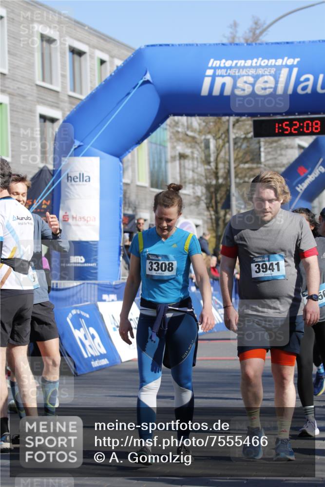 06.04.2025 - 44. Internationalen Wilhelmsburger Insellauf A. Gomolzig http://msf.ph/oto/7555466 06.04.2025 10:42:06 Ziel 3093, 3656, 3744, 4366 meine-sportfotos.de