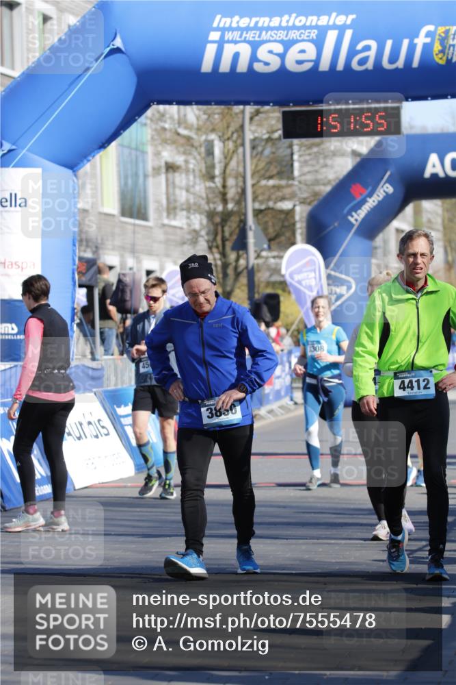 06.04.2025 - 44. Internationalen Wilhelmsburger Insellauf A. Gomolzig http://msf.ph/oto/7555478 06.04.2025 10:41:54 Ziel 3308, 3446, 3830, 3890, 3891, 3941, 4115, 4412, 4566, 4607 meine-sportfotos.de