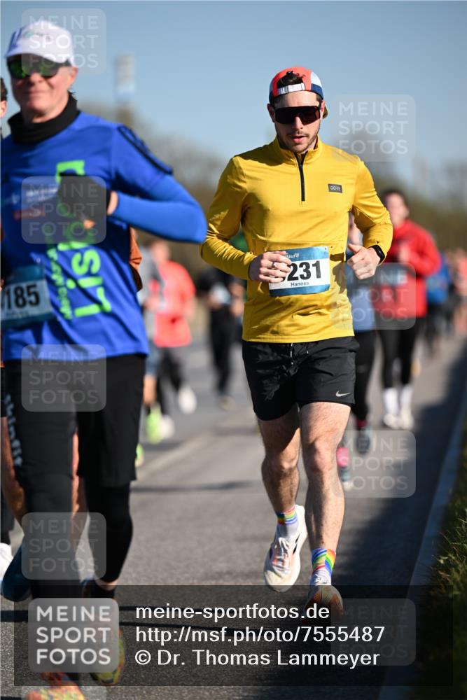 06.04.2025 - 44. Internationalen Wilhelmsburger Insellauf Dr. Thomas Lammeyer http://msf.ph/oto/7555487 06.04.2025 09:31:18 Laufen 185, 85, 231 meine-sportfotos.de