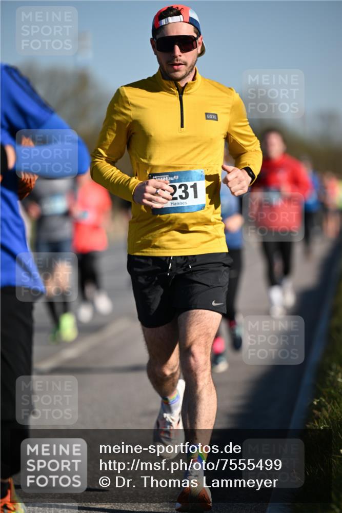 06.04.2025 - 44. Internationalen Wilhelmsburger Insellauf Dr. Thomas Lammeyer http://msf.ph/oto/7555499 06.04.2025 09:31:19 Laufen 231 meine-sportfotos.de