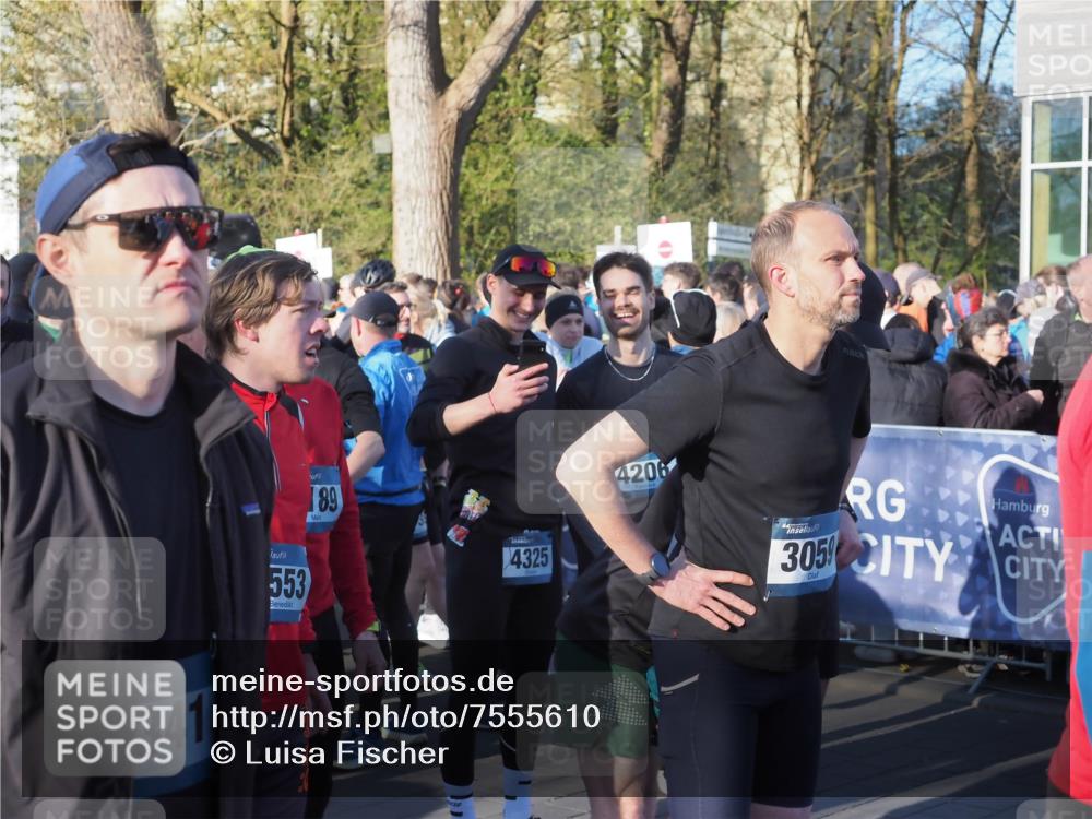 06.04.2025 - 44. Internationalen Wilhelmsburger Insellauf Luisa Fischer http://msf.ph/oto/7555610 06.04.2025 08:47:12 Ziel 341, 89, 553, 2, 92, 4325, 4206, 305 meine-sportfotos.de