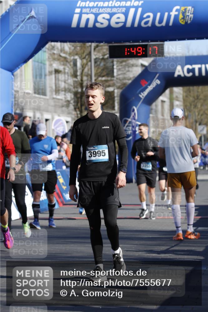 06.04.2025 - 44. Internationalen Wilhelmsburger Insellauf A. Gomolzig http://msf.ph/oto/7555677 06.04.2025 10:39:15 Ziel 3350, 3709, 3915, 3995, 4047, 4253, 4337, 4359 meine-sportfotos.de