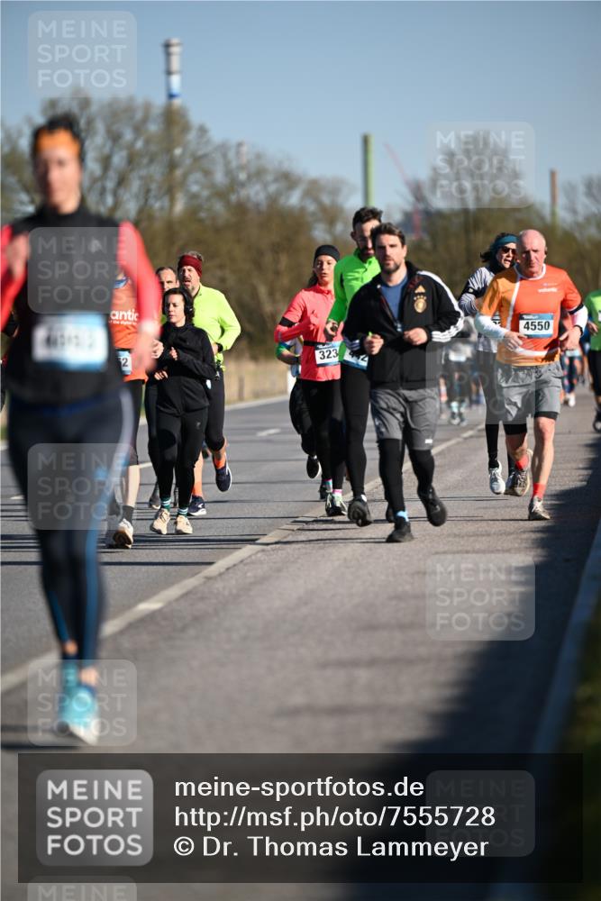 06.04.2025 - 44. Internationalen Wilhelmsburger Insellauf Dr. Thomas Lammeyer http://msf.ph/oto/7555728 06.04.2025 09:31:37 Laufen 2, 323, 4550 meine-sportfotos.de