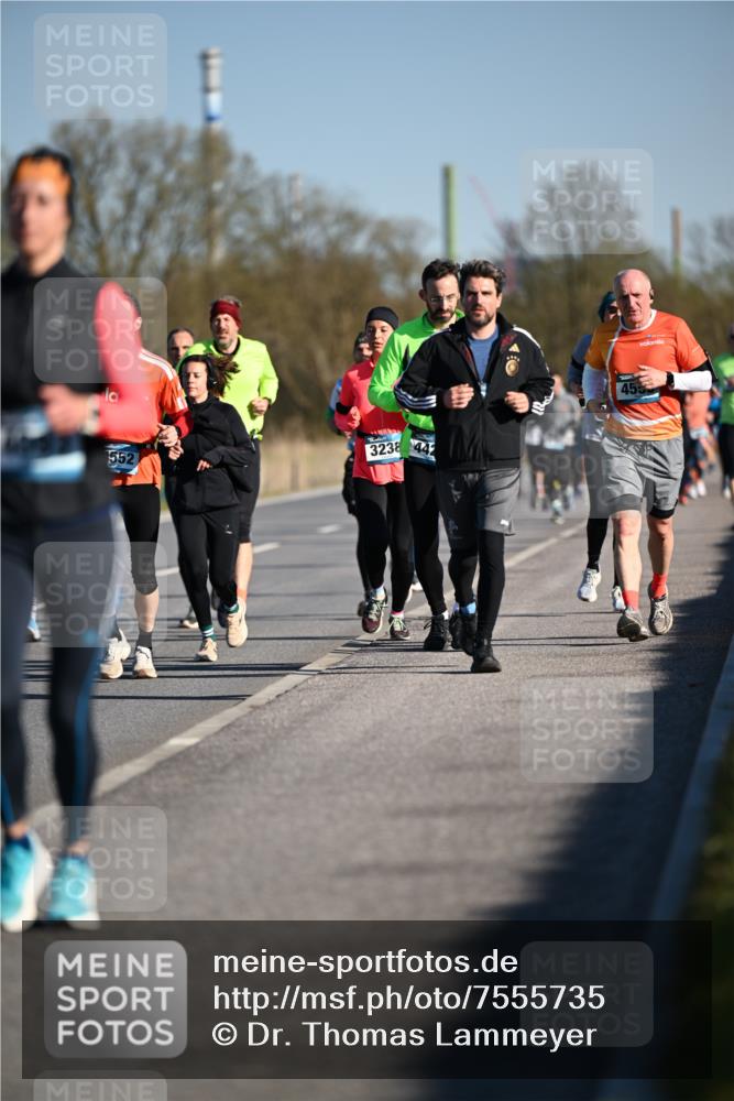 06.04.2025 - 44. Internationalen Wilhelmsburger Insellauf Dr. Thomas Lammeyer http://msf.ph/oto/7555735 06.04.2025 09:31:37 Laufen 552, 3238, 442, 45 meine-sportfotos.de