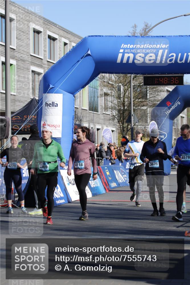 06.04.2025 - 44. Internationalen Wilhelmsburger Insellauf A. Gomolzig http://msf.ph/oto/7555743 06.04.2025 10:38:34 Ziel 3178, 3369, 3675, 4118, 4563, 4578 meine-sportfotos.de