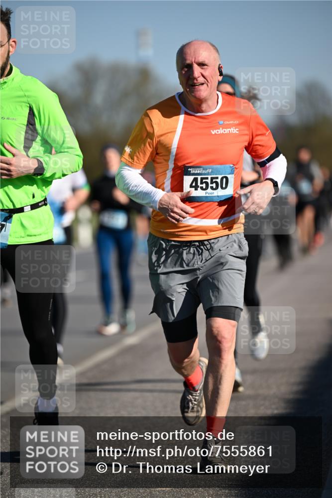 06.04.2025 - 44. Internationalen Wilhelmsburger Insellauf Dr. Thomas Lammeyer http://msf.ph/oto/7555861 06.04.2025 09:31:43 Laufen 4550 meine-sportfotos.de