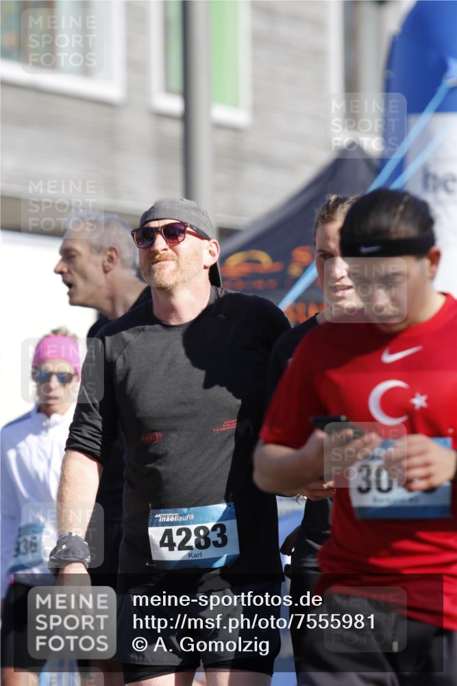 06.04.2025 - 44. Internationalen Wilhelmsburger Insellauf A. Gomolzig http://msf.ph/oto/7555981 06.04.2025 10:35:41 Ziel 3936, 3958, 4216, 4283, 4284, 4312, 4603 meine-sportfotos.de