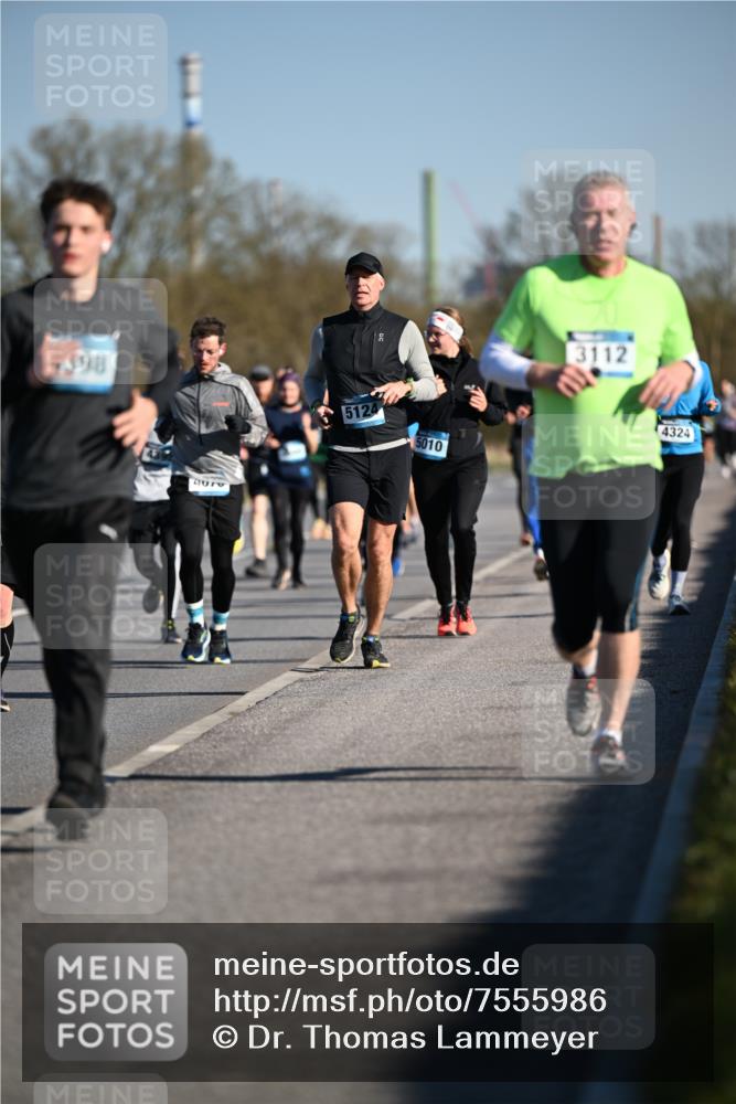 06.04.2025 - 44. Internationalen Wilhelmsburger Insellauf Dr. Thomas Lammeyer http://msf.ph/oto/7555986 06.04.2025 09:31:50 Laufen 398, 4078, 5124, 5010, 3112, 4324 meine-sportfotos.de