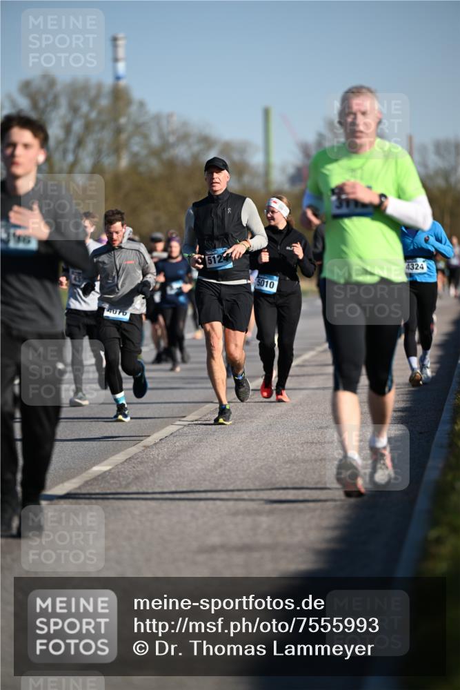 06.04.2025 - 44. Internationalen Wilhelmsburger Insellauf Dr. Thomas Lammeyer http://msf.ph/oto/7555993 06.04.2025 09:31:51 Laufen 4070, 512, 5010, 4324 meine-sportfotos.de