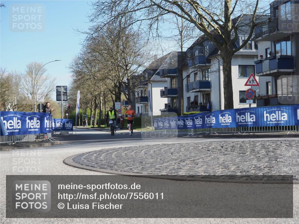 06.04.2025 - 44. Internationalen Wilhelmsburger Insellauf Luisa Fischer http://msf.ph/oto/7556011 06.04.2025 10:05:18 Ziel  meine-sportfotos.de