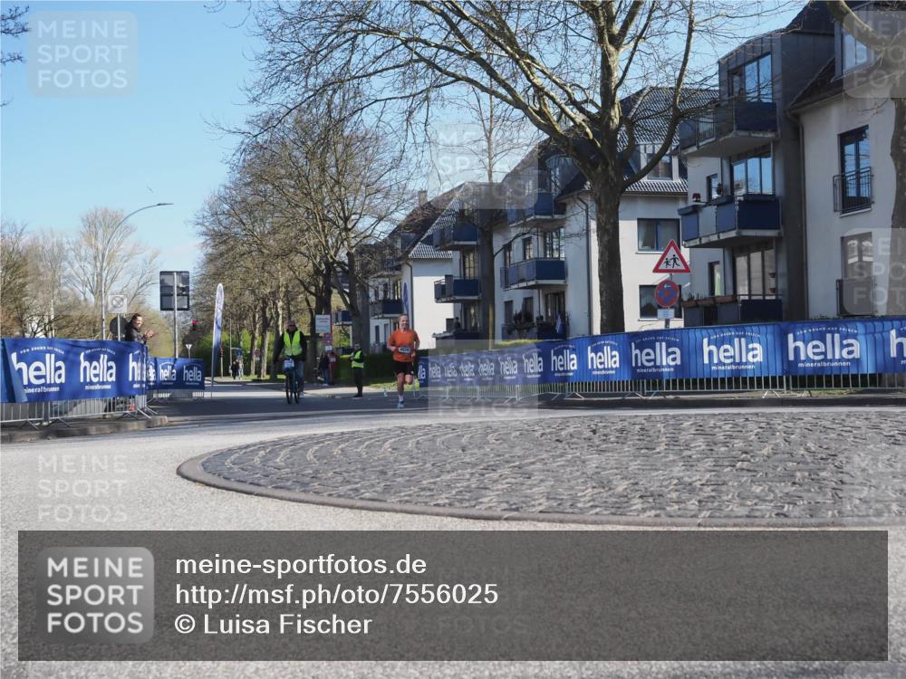 06.04.2025 - 44. Internationalen Wilhelmsburger Insellauf Luisa Fischer http://msf.ph/oto/7556025 06.04.2025 10:05:19 Ziel 4020 meine-sportfotos.de