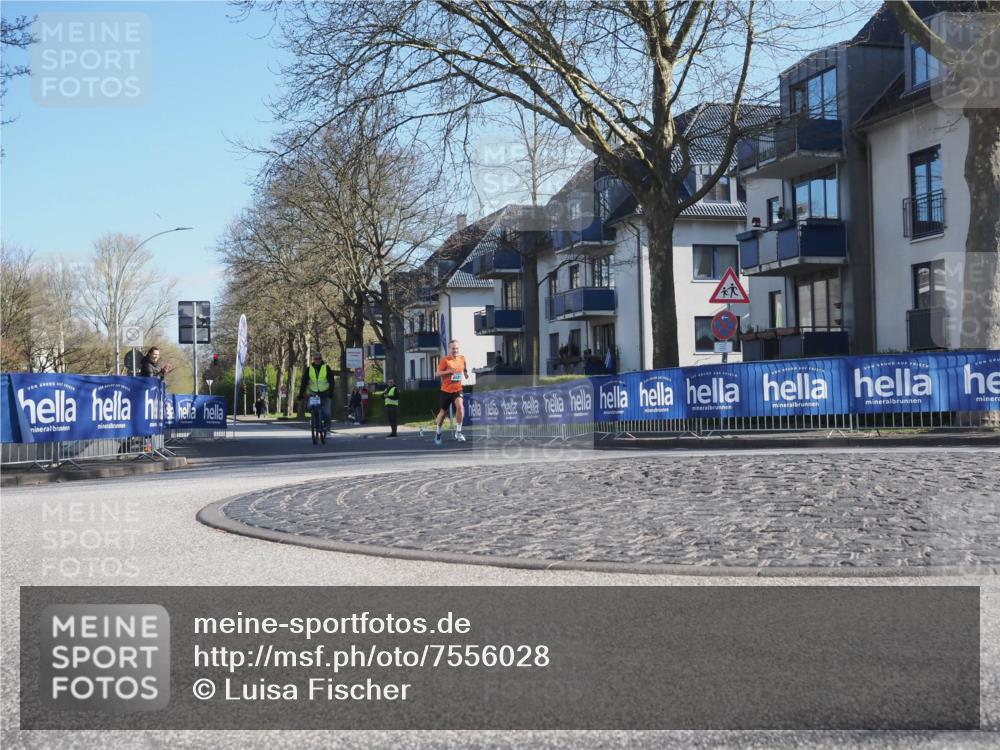 06.04.2025 - 44. Internationalen Wilhelmsburger Insellauf Luisa Fischer http://msf.ph/oto/7556028 06.04.2025 10:05:19 Ziel  meine-sportfotos.de