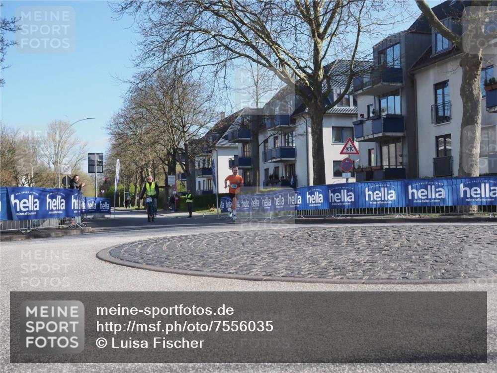 06.04.2025 - 44. Internationalen Wilhelmsburger Insellauf Luisa Fischer http://msf.ph/oto/7556035 06.04.2025 10:05:19 Ziel 4020 meine-sportfotos.de
