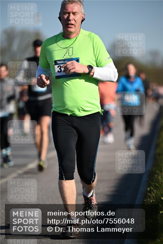 06.04.2025 - 44. Internationalen Wilhelmsburger Insellauf Dr. Thomas Lammeyer http://msf.ph/oto/7556048 06.04.2025 09:31:53 Laufen 3 meine-sportfotos.de