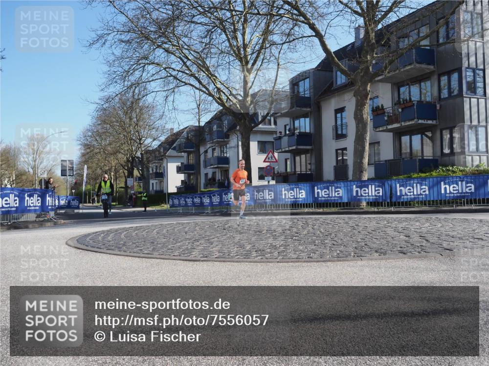 06.04.2025 - 44. Internationalen Wilhelmsburger Insellauf Luisa Fischer http://msf.ph/oto/7556057 06.04.2025 10:05:20 Ziel  meine-sportfotos.de