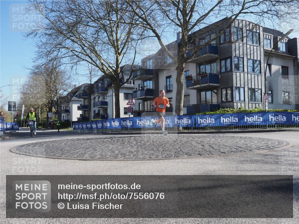 06.04.2025 - 44. Internationalen Wilhelmsburger Insellauf Luisa Fischer http://msf.ph/oto/7556076 06.04.2025 10:05:21 Ziel 4020 meine-sportfotos.de